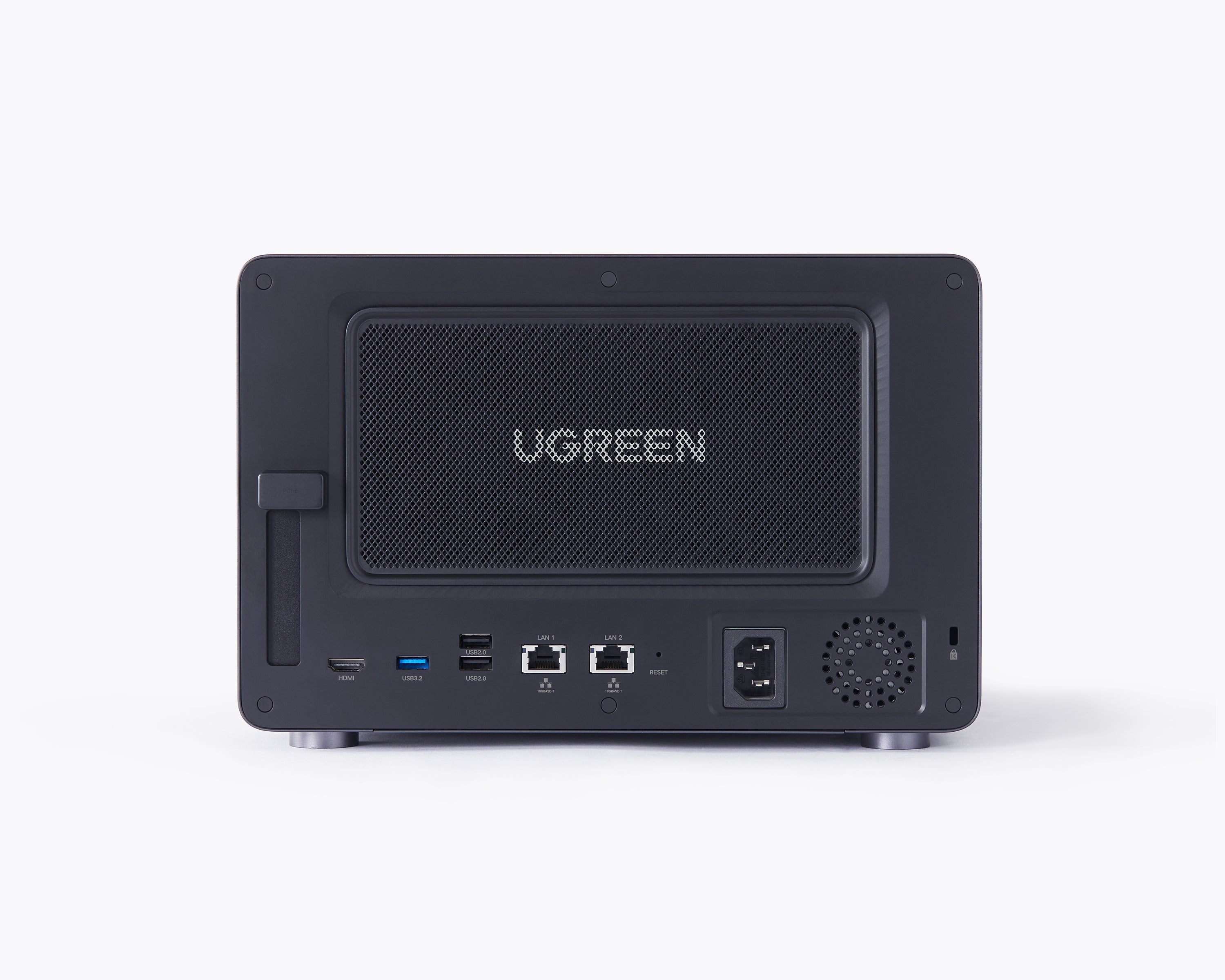 UGREEN 6ベイNAS には磁気メッシュダストカバーを装備しており、ほこりやペットの毛を効果的にブロックし、取り付け・取り外しも簡単です。